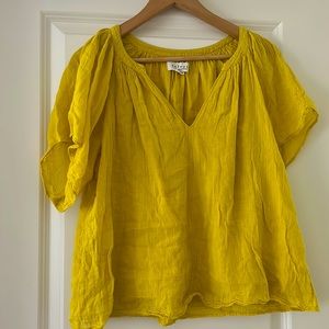 Gorgeous top, so soft and light